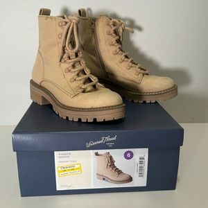 Universal Thread Parker Boots